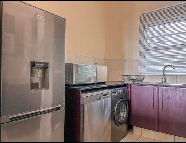 3 BEDROOM PROPERTY TO RENT IN SANDHURST